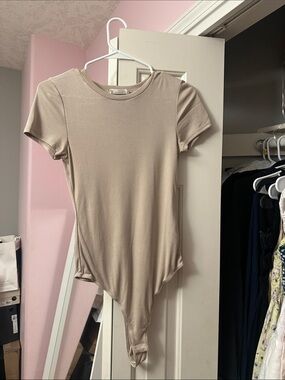 Set of 2 bodysuits size medium